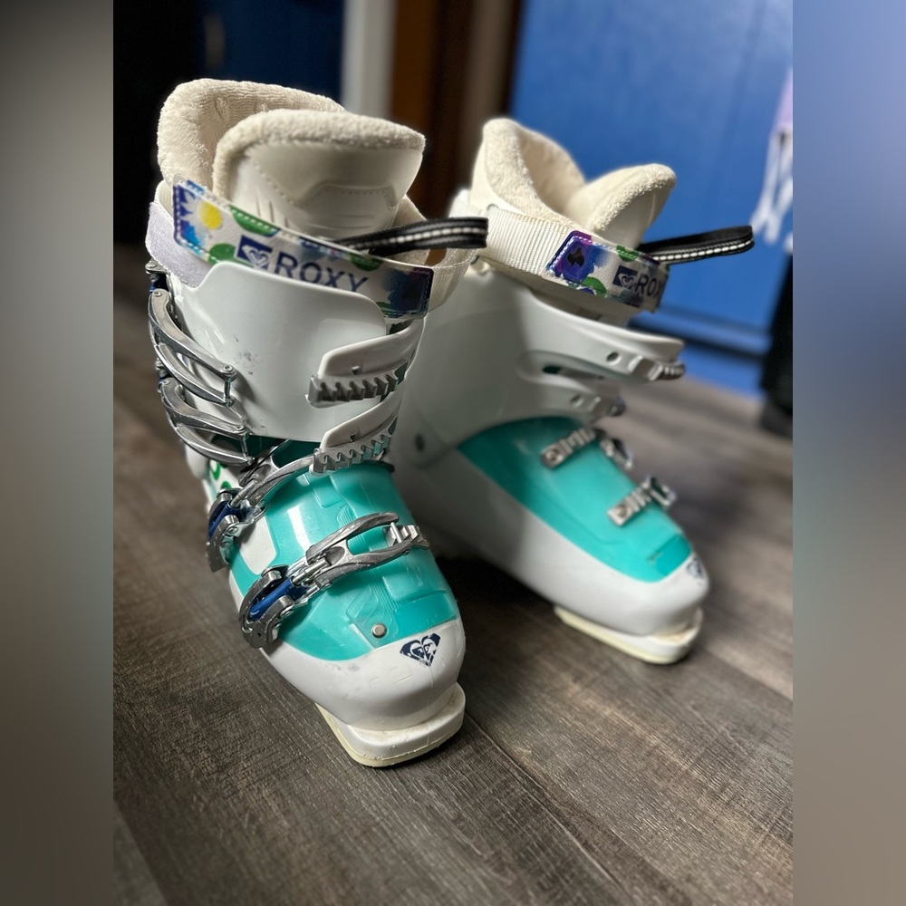 Roxy White and Teal Ski Boots with Floral Accents